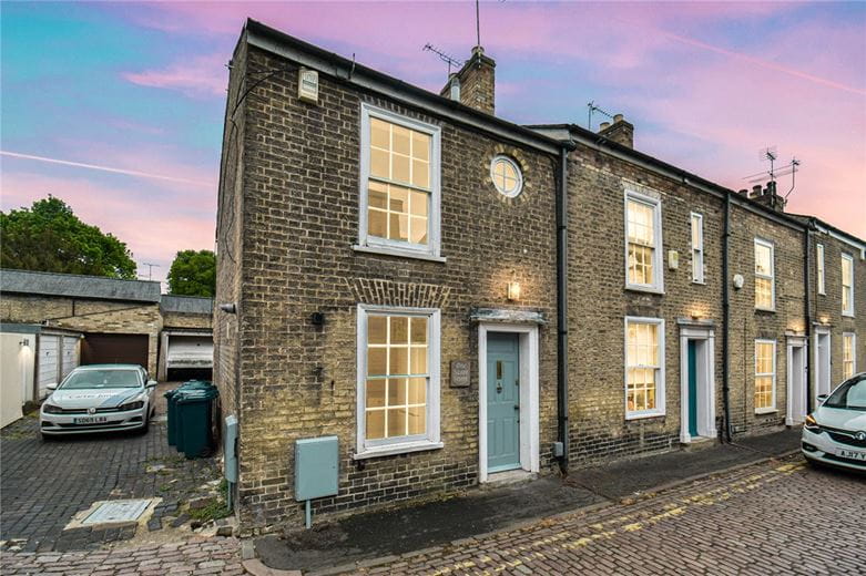 2 bedroom house, Saxon Street, Cambridge CB2