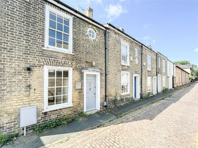 2 bedroom house, Saxon Street, Cambridge CB2