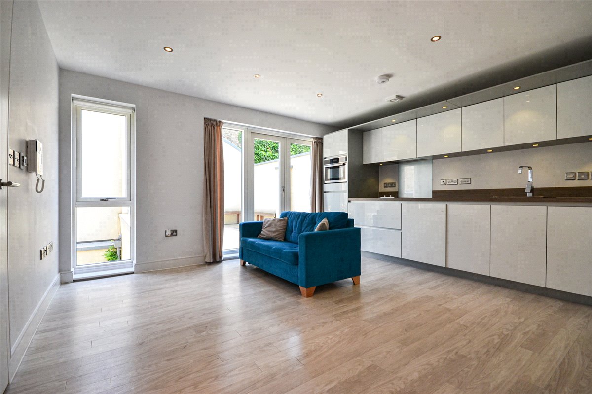 1 bedroom flat, Warkworth Street, Cambridge CB1