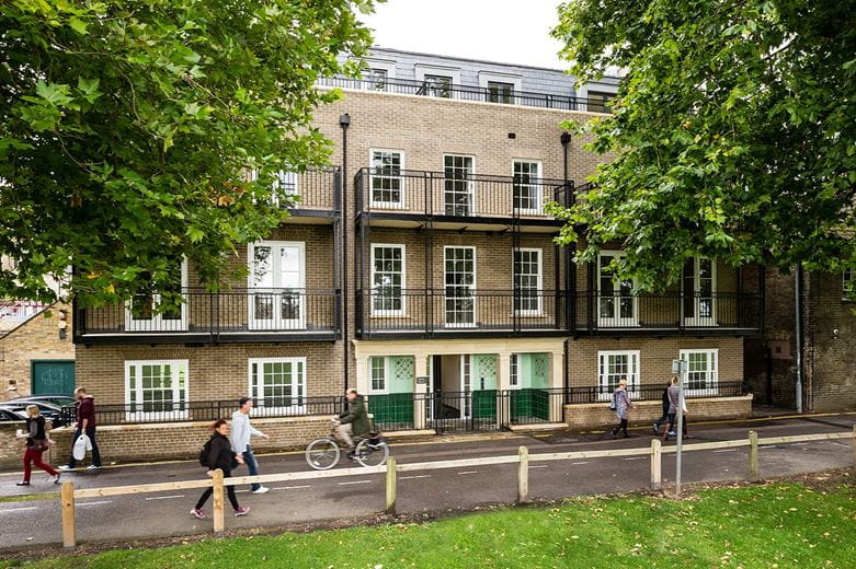 2 bedroom flat, Hobbs House, 18-19 Regent Terrace CB2