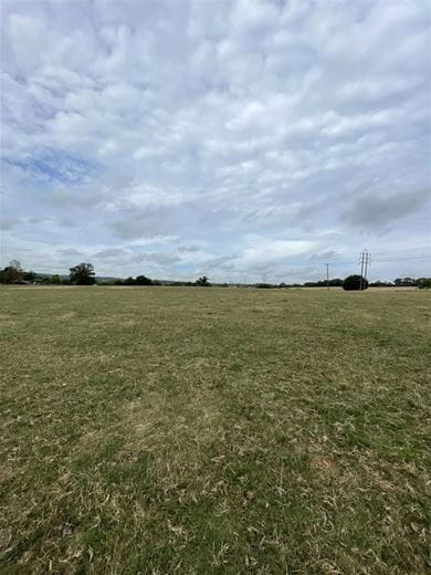 29.6 acres Land, Mount Road, Theydon Garnon CM16 - Available