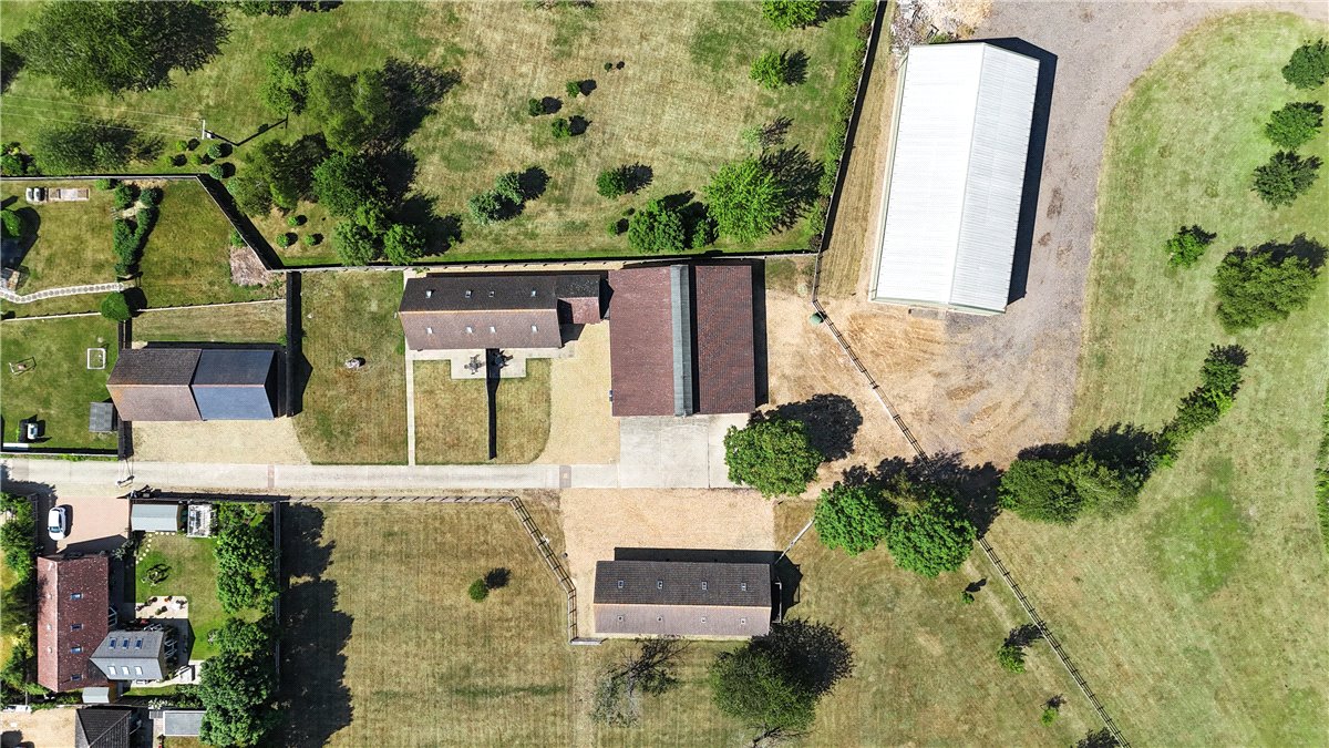  House, Wyton, Huntingdon PE28 - Available