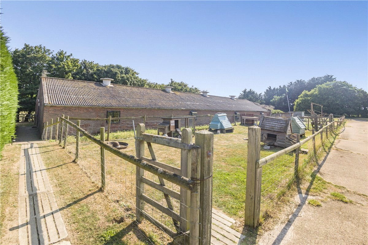  House, Cookley, Halesworth IP19 - Available