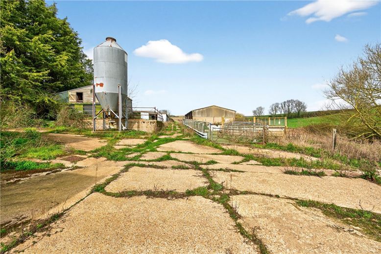  House, Limbersey Lane, Maulden MK45 - Available