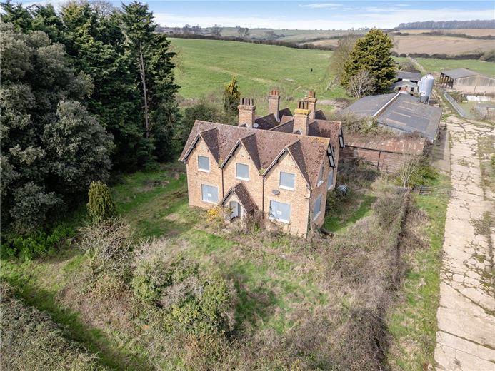  House, Limbersey Lane, Maulden MK45 - Available