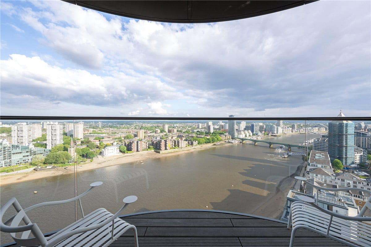 2 bedroom flat, Tower West, Chelsea Waterfront SW10 - Available