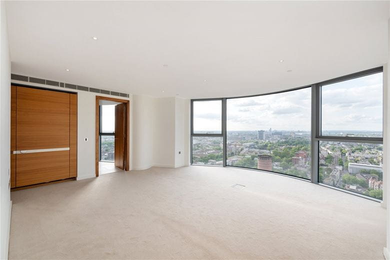 5 bedroom flat, Waterfront Drive, Chelsea Waterfront SW10 - Available