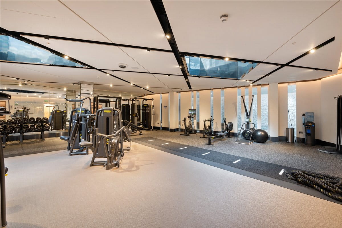 3 bedroom flat, Waterfront Drive, Chelsea Waterfront SW10 - Available