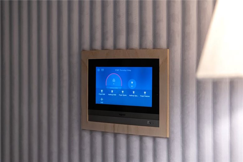 3 bedroom flat, Waterfront Drive, Chelsea Waterfront SW10 - Available