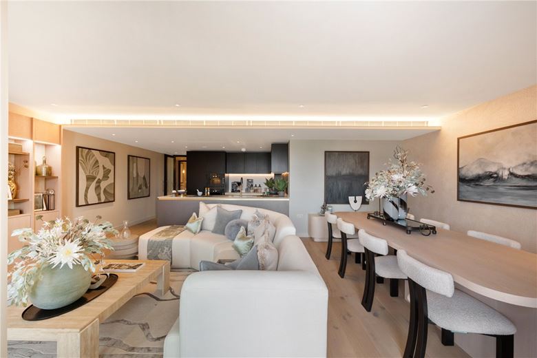 5 bedroom flat, Waterfront Drive, Chelsea Waterfront SW10 - Available