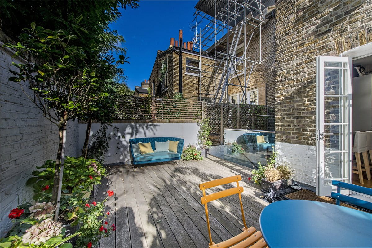 4 bedroom house, Limerston Street, Chelsea SW10 - Sold