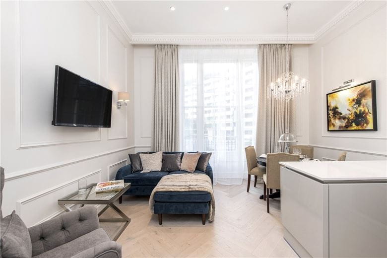 1 bedroom flat, Gloucester Gardens, Bayswater W2 - Sold