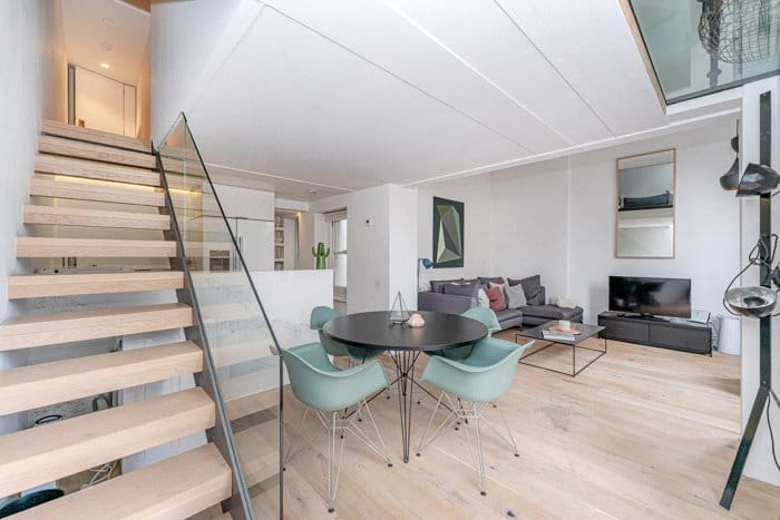 1 bedroom flat, Airlie Gardens, Kensington W8 - Available