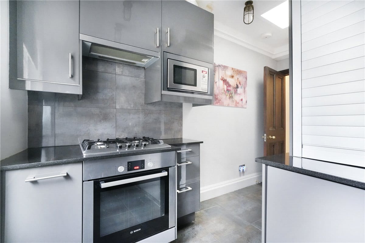 2 bedroom flat, Harrington Road, South Kensington SW7 - Available