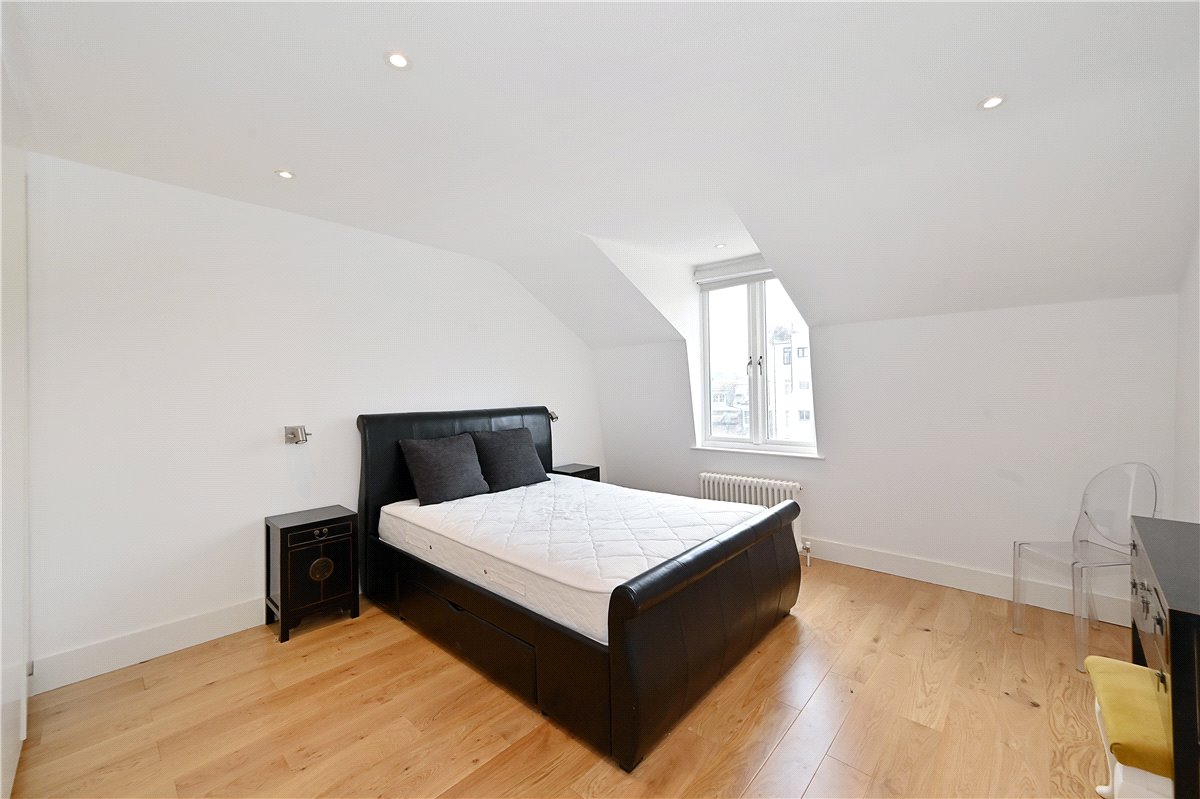 1 bedroom flat, Hans Road, Knightsbridge SW3 - Available