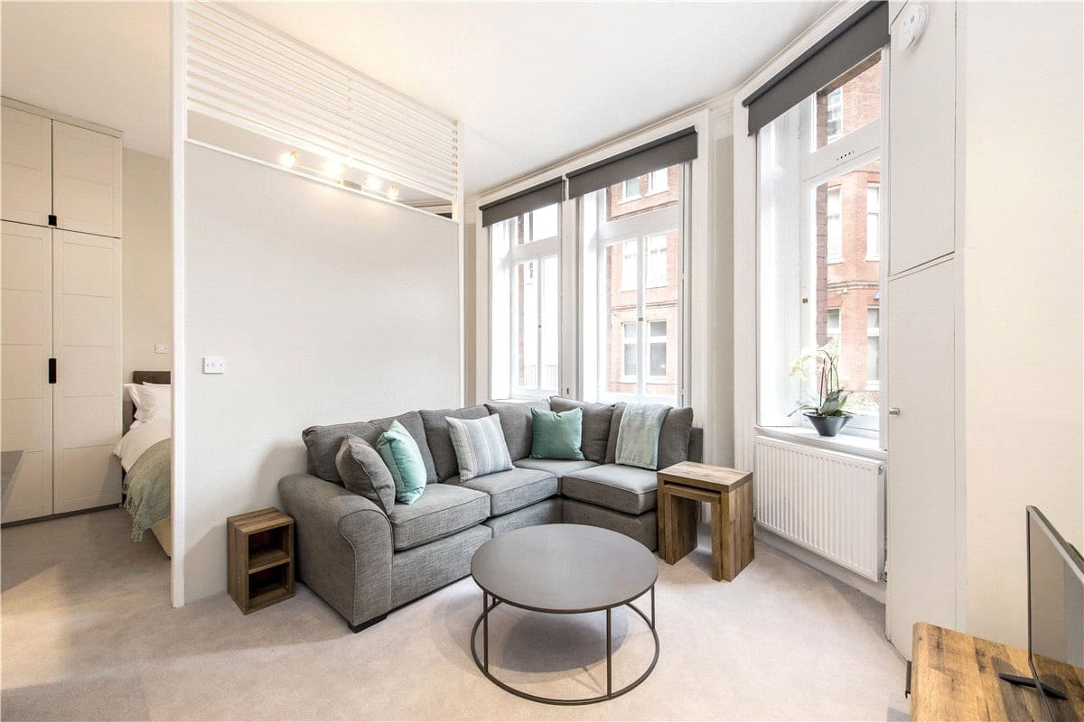  bedroom flat, Pont Street, Knightsbridge SW1X - Available