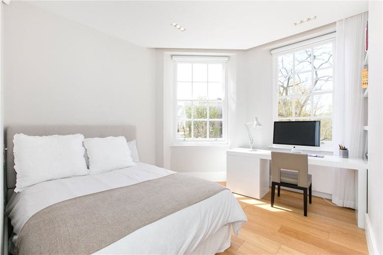 3 bedroom flat, The Little Boltons, Chelsea SW5 - Available