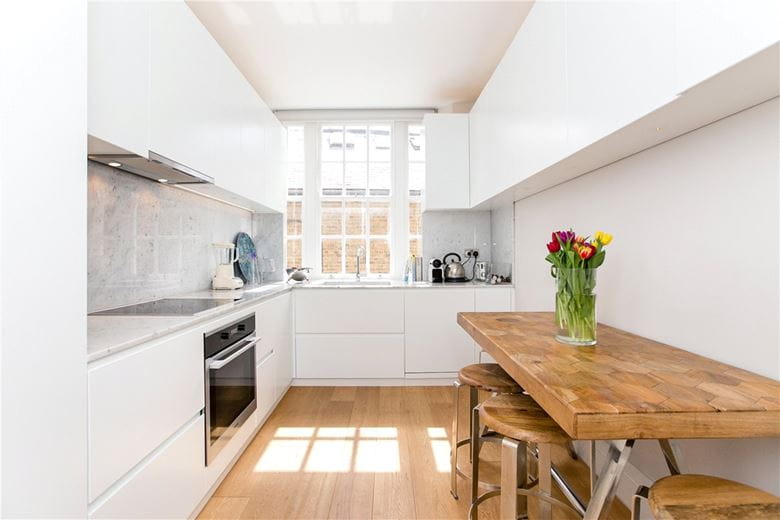3 bedroom flat, The Little Boltons, Chelsea SW5 - Available