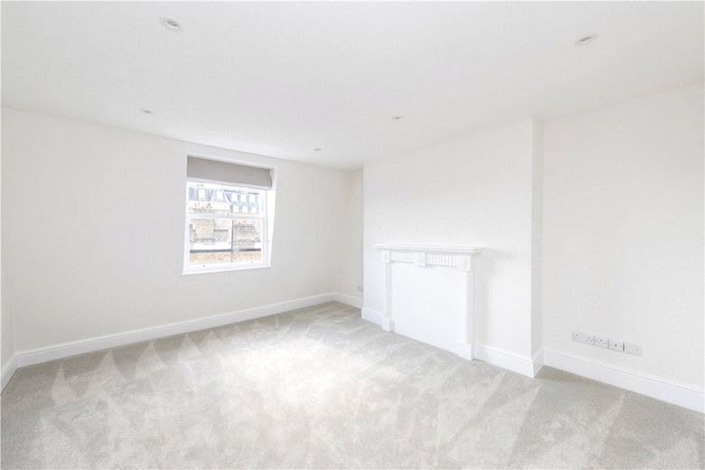 2 bedroom flat, Coleherne Road, London SW10 - Available