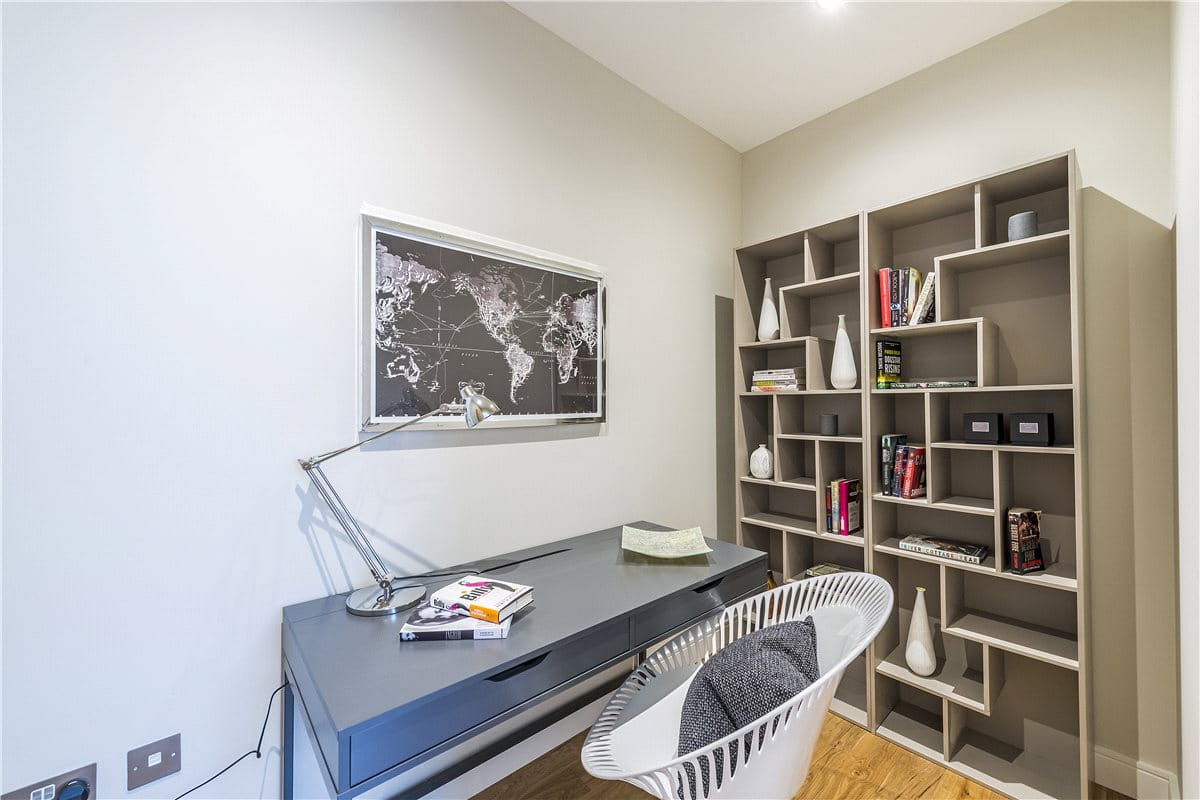 3 bedroom flat, Elgin Avenue, Maida Vale W9 - Sold