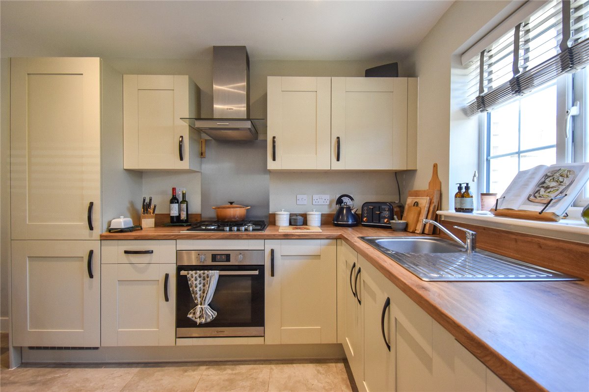 3 bedroom house, Stimpson Street, Sutton CB6 - Available