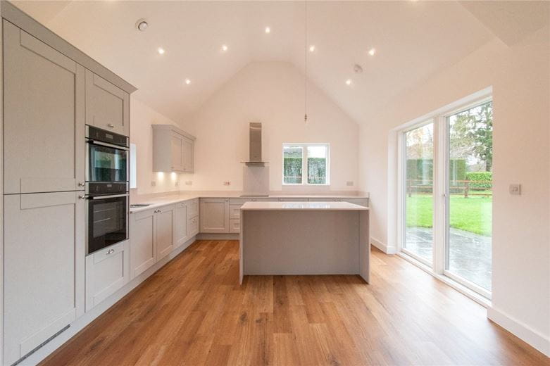 3 bedroom house, Ash Drive, Ashley CB8 - Sold