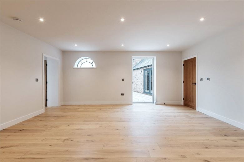 4 bedroom house, London Road, Chatteris PE16 - Available