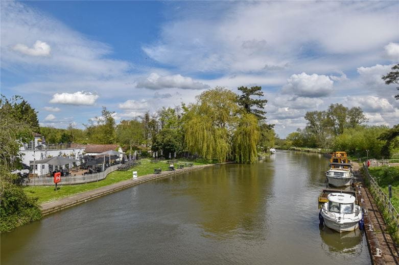 4 bedroom house, Bannold Road, Waterbeach CB25 - Sold