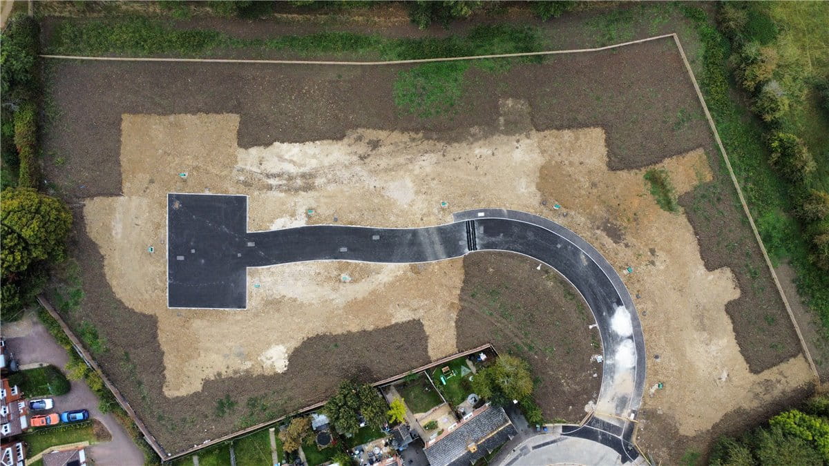  bedroom development plot, Honeysuckle Close, Caxton CB23 - Available