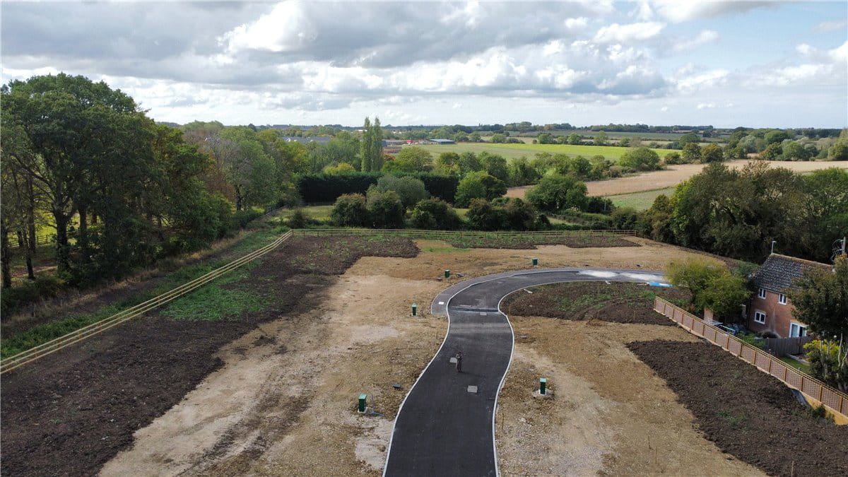  bedroom development plot, Honeysuckle Close, Caxton CB23 - Available