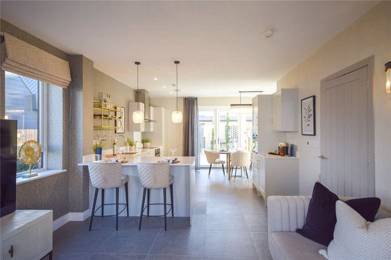 4 bedroom house, Saffron Way, Cherry Hinton CB1 - Available