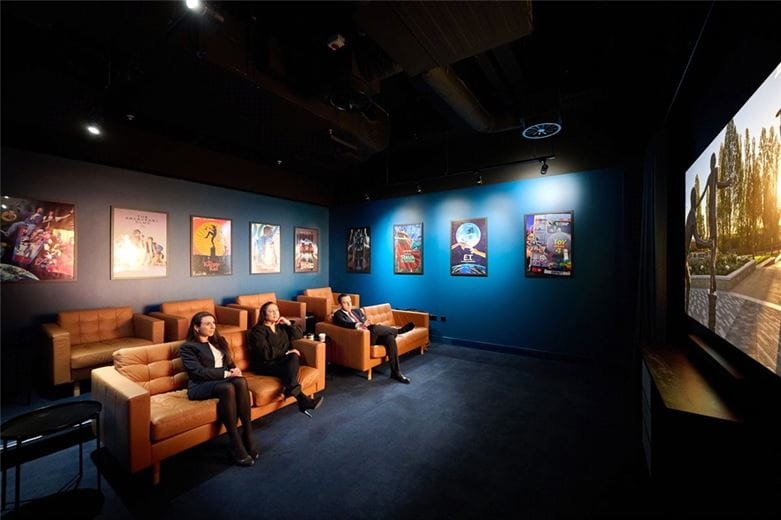 2 bedroom flat, Grand Union, Beresford Avenue HA0 - Available