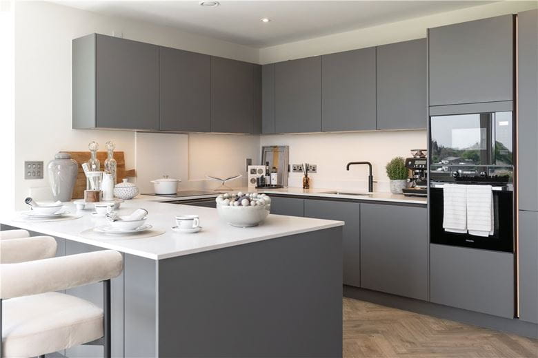 3 bedroom flat, Eddington Avenue, Eddington CB3 - Available