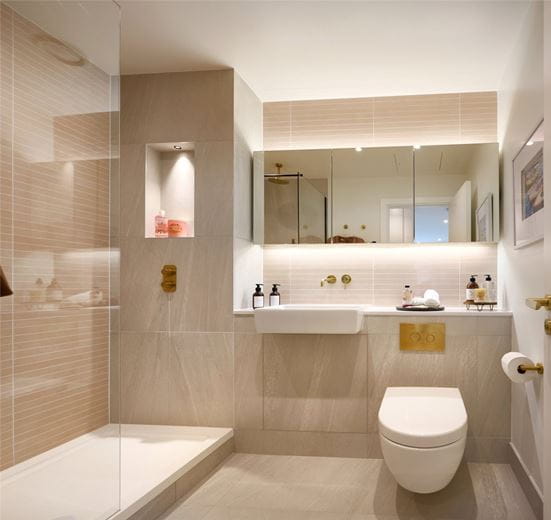 3 bedroom flat, Grand Union, Beresford Avenue HA0 - Available