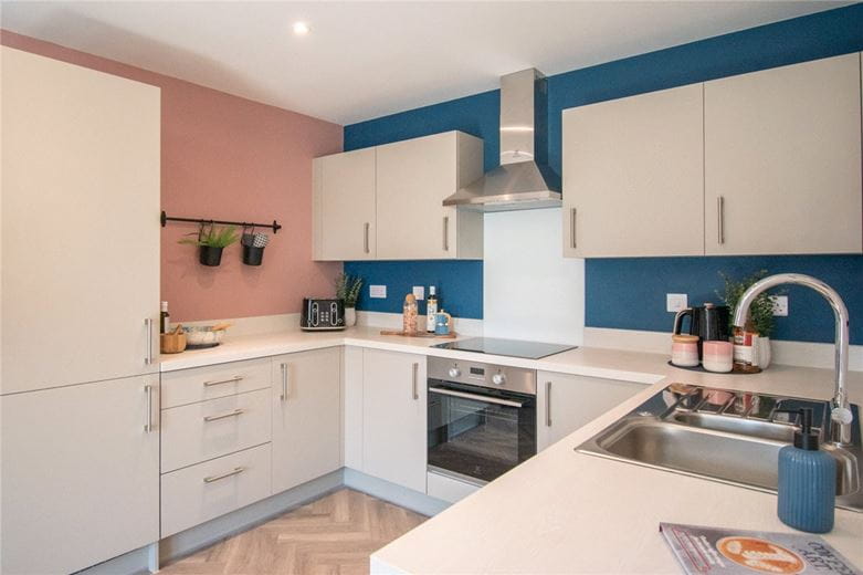 1 bedroom flat, Saffron Way, Cherry Hinton CB1 - Available