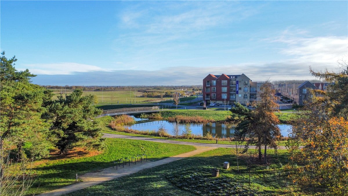 2 bedroom flat, Massingham Way, Waterbeach CB25 - Available