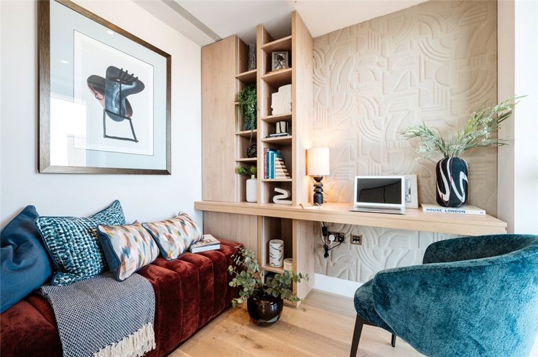 4 bedroom flat, White City Living, 54 Wood Lane W12 - Available
