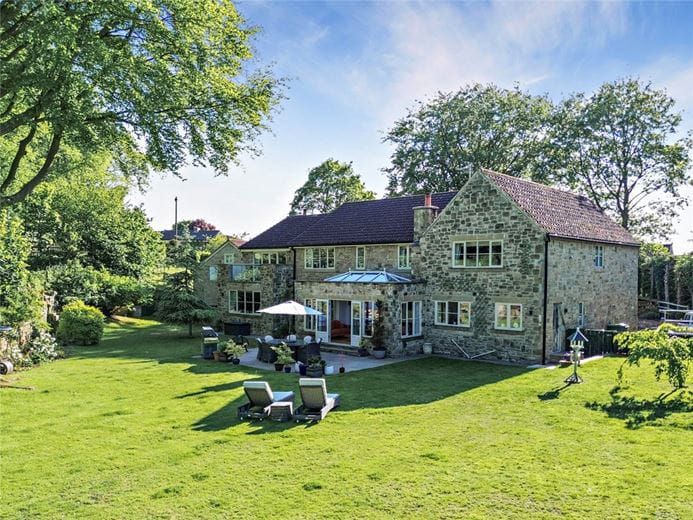 6 bedroom house, Highfield Lane, Farnham HG5 - Available