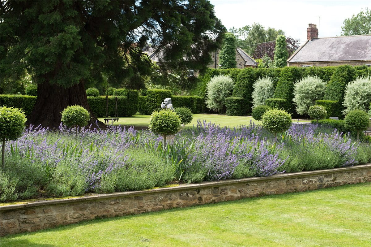 6 bedroom house, Gilling West, Near Richmond DL10 - Available