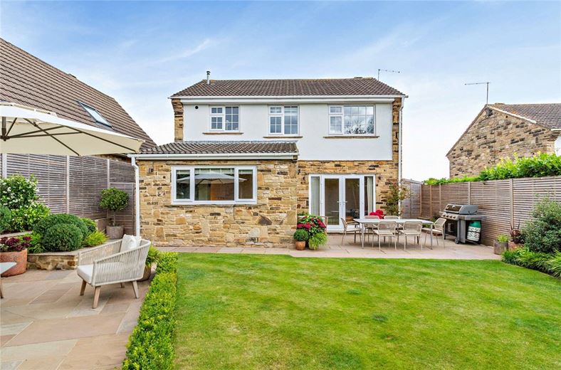 4 bedroom house, Chatsworth Drive, Wetherby LS22 - Sold