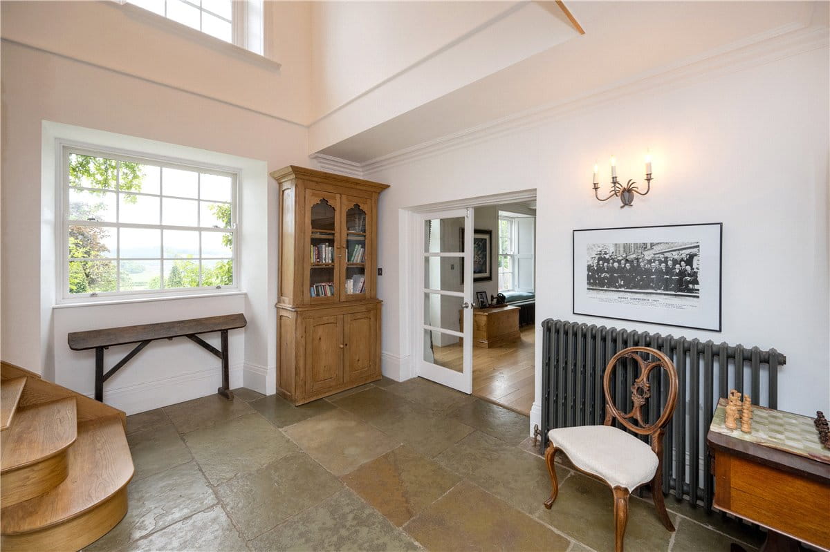 6 bedroom house, Healthwaite Hall, Weeton LS17 - Available