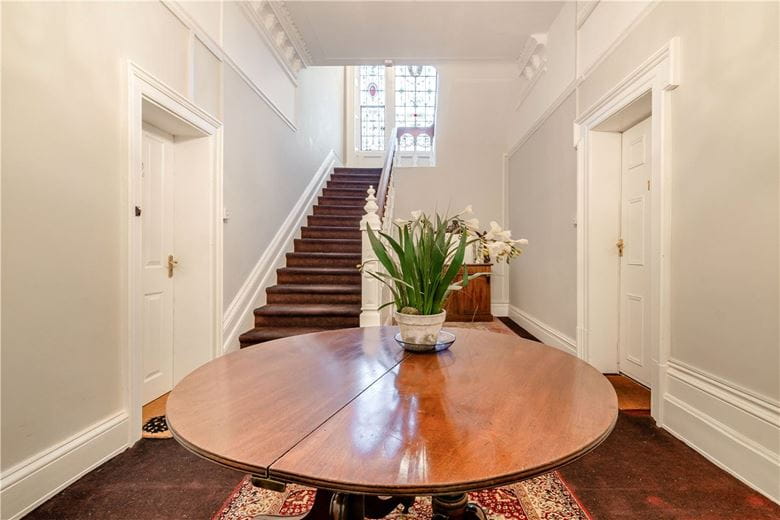 2 bedroom flat, Flat 2, Harlow Grange, Otley Road HG3 - Sold STC