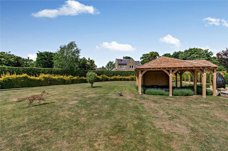 4 bedroom house, Moor Park, Beckwithshaw HG3 - Sold
