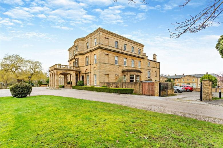 1 bedroom flat, 1 Ingmanthorpe Hall, Racecourse Approach LS22 - Sold