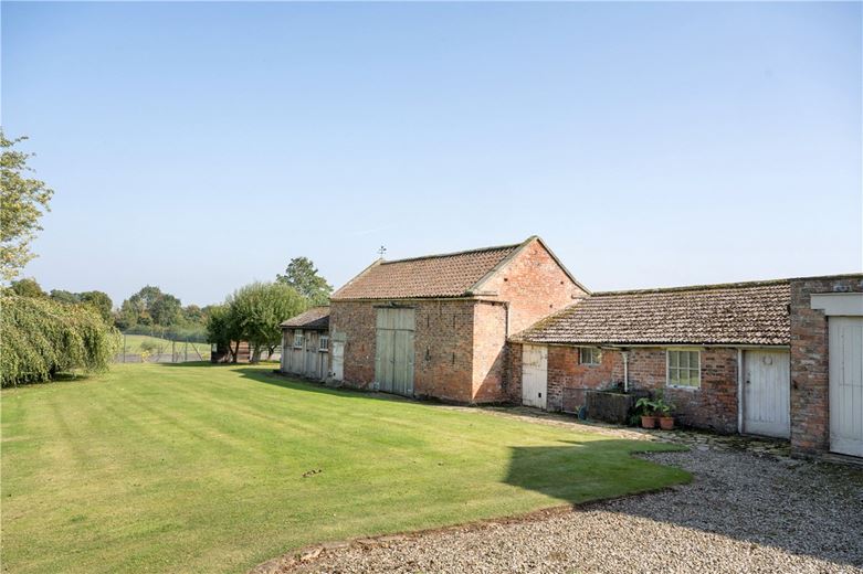 6 bedroom house, Near Bishop Monkton, North Yorkshire HG4 - Available