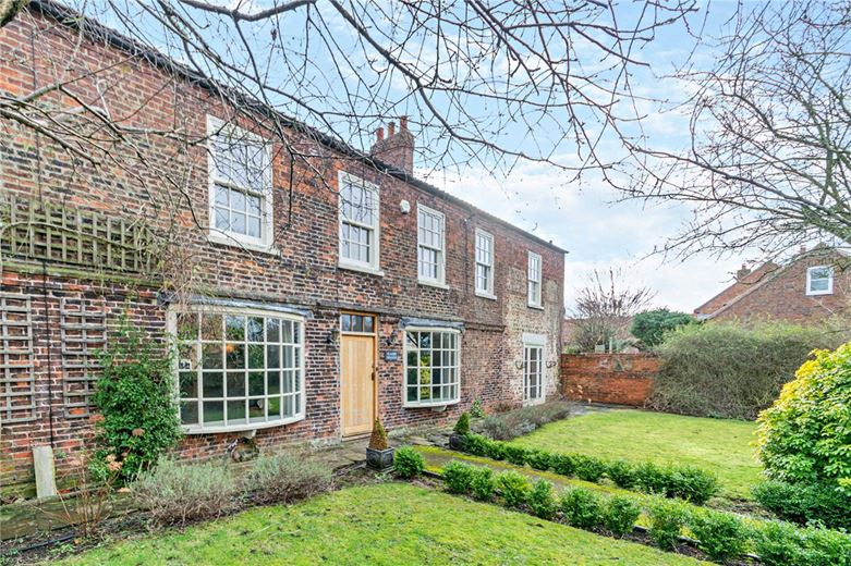 5 bedroom house, Flaxby, Near Knaresborough HG5 - Sold