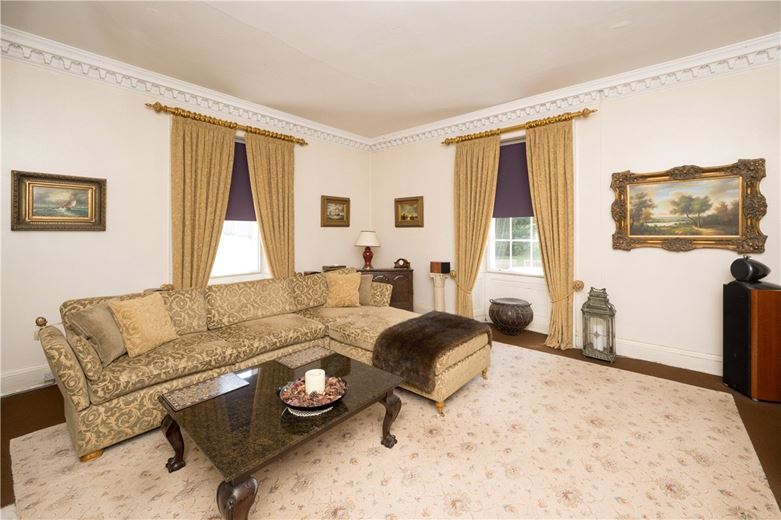  House, Wadworth, Doncaster DN11 - Available