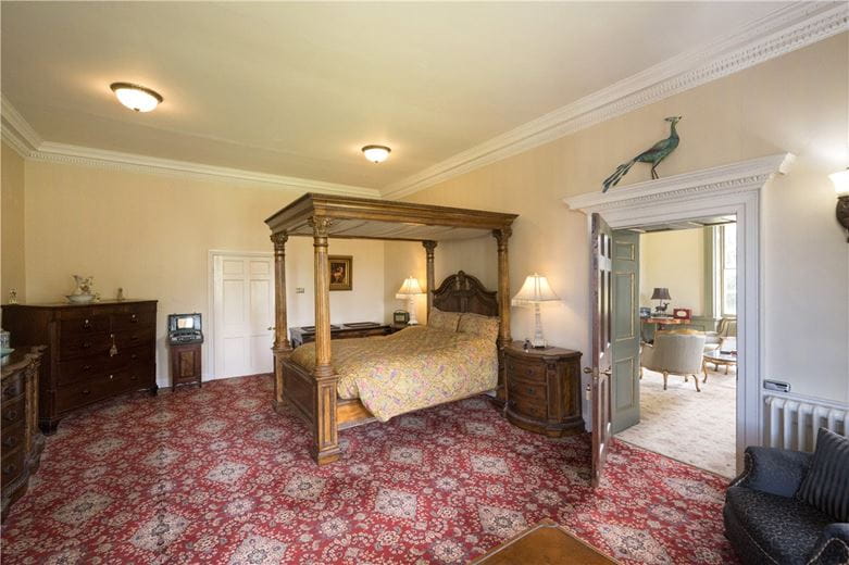  House, Wadworth, Doncaster DN11 - Available