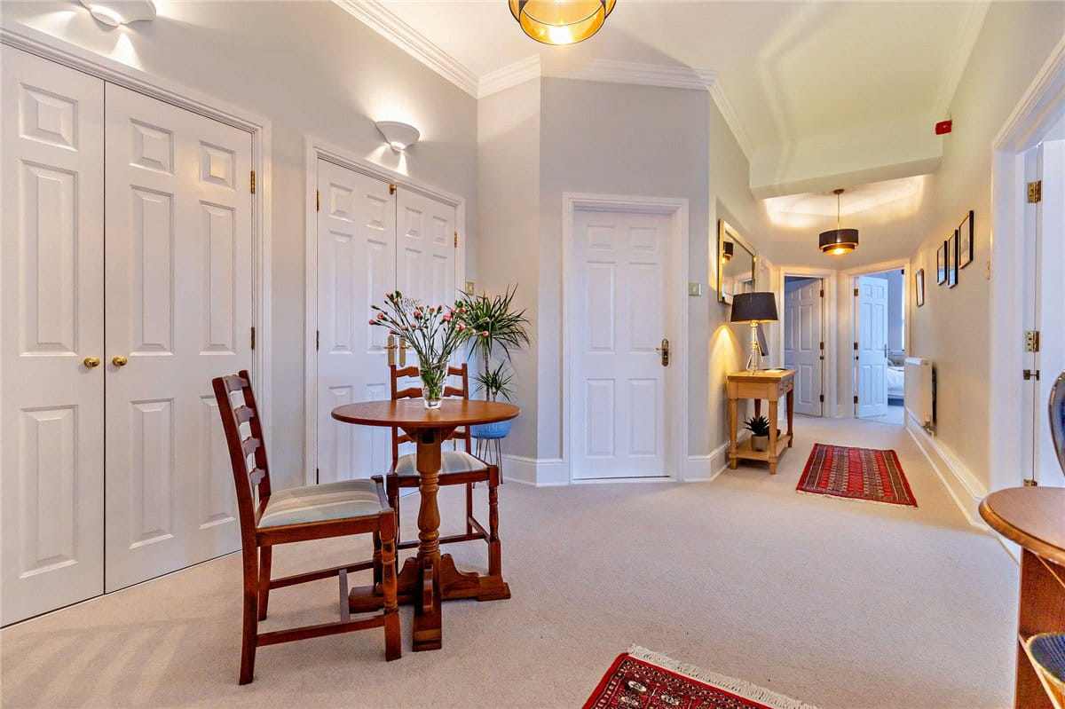 2 bedroom flat, Apartment 9, Ellis House, Ellis Court HG1 - Sold STC