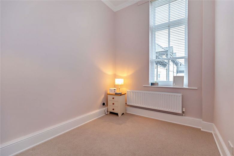 2 bedroom flat, Apartment 9, Ellis House, Ellis Court HG1 - Sold STC